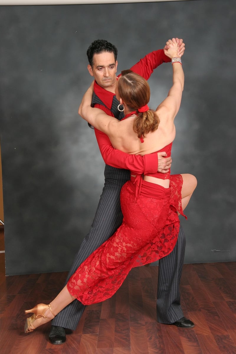Salsa Dancing Image
